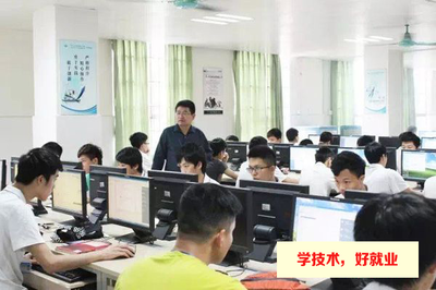 深圳軟件開發(fā)專業(yè)學(xué)校 數(shù)字時(shí)代的筑夢搖籃
